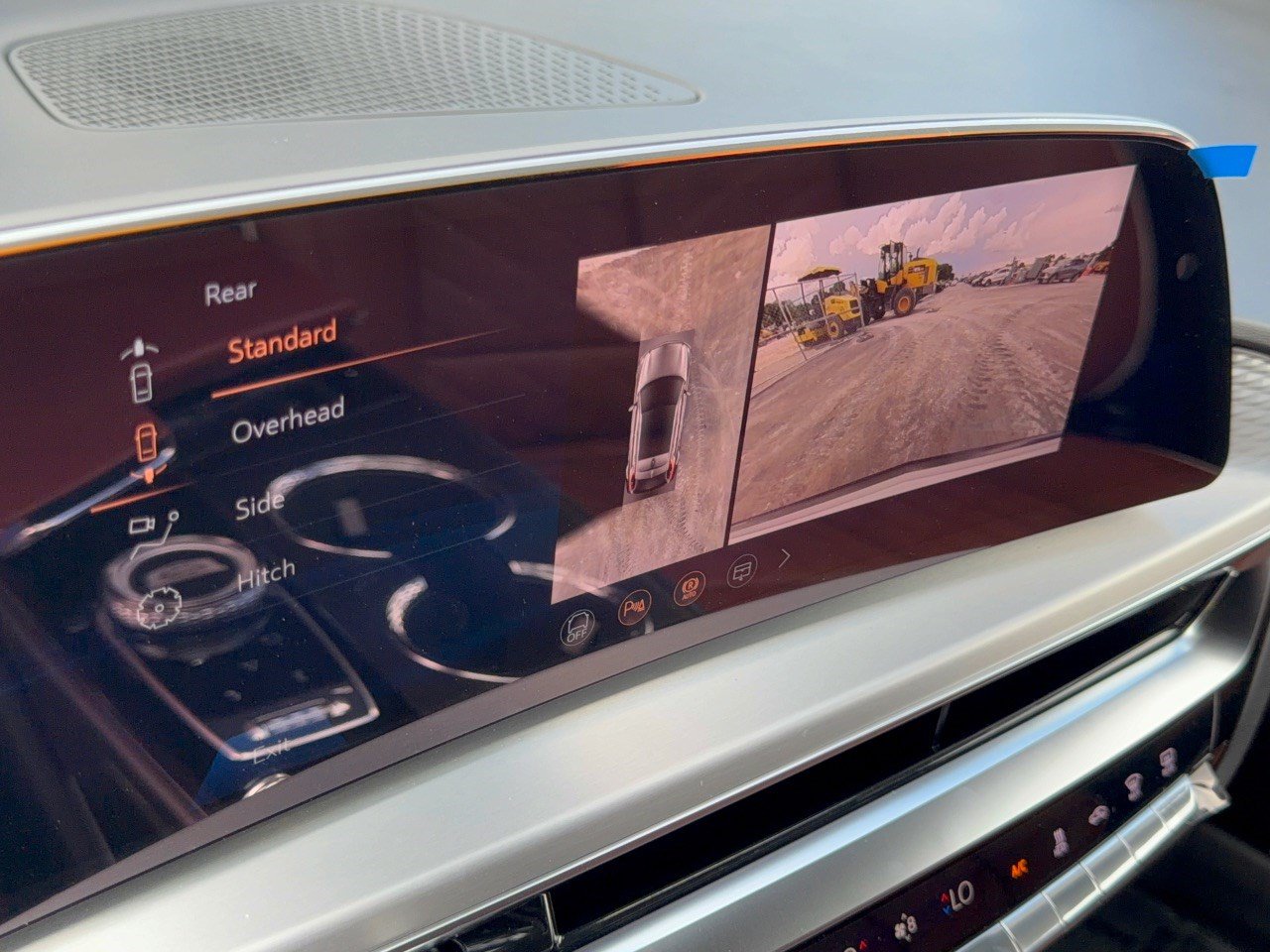 2027 Cadillac LYRIQ Signature Sport - Photo 23