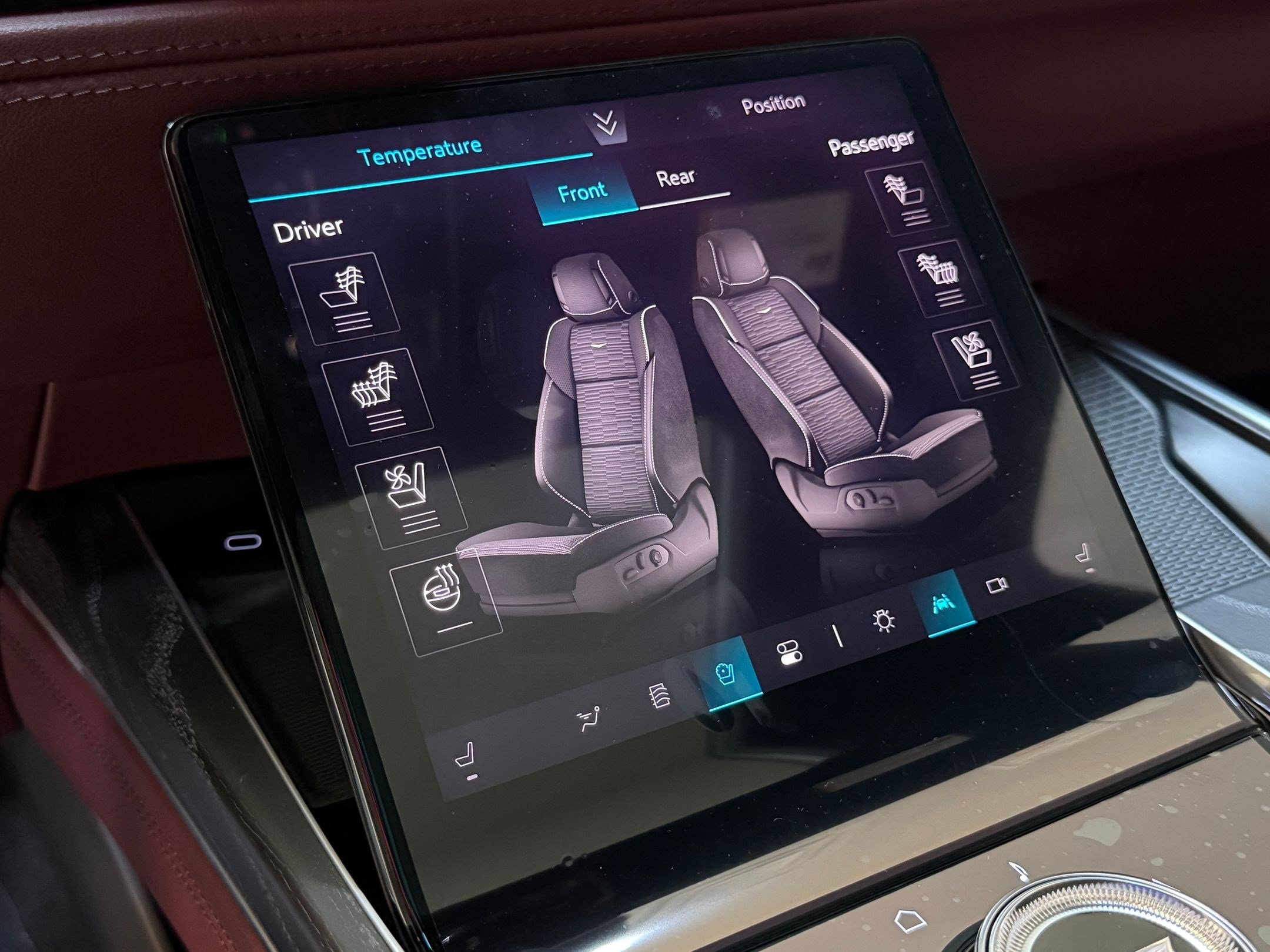 2026 Cadillac Escalade Luxury - Photo 38