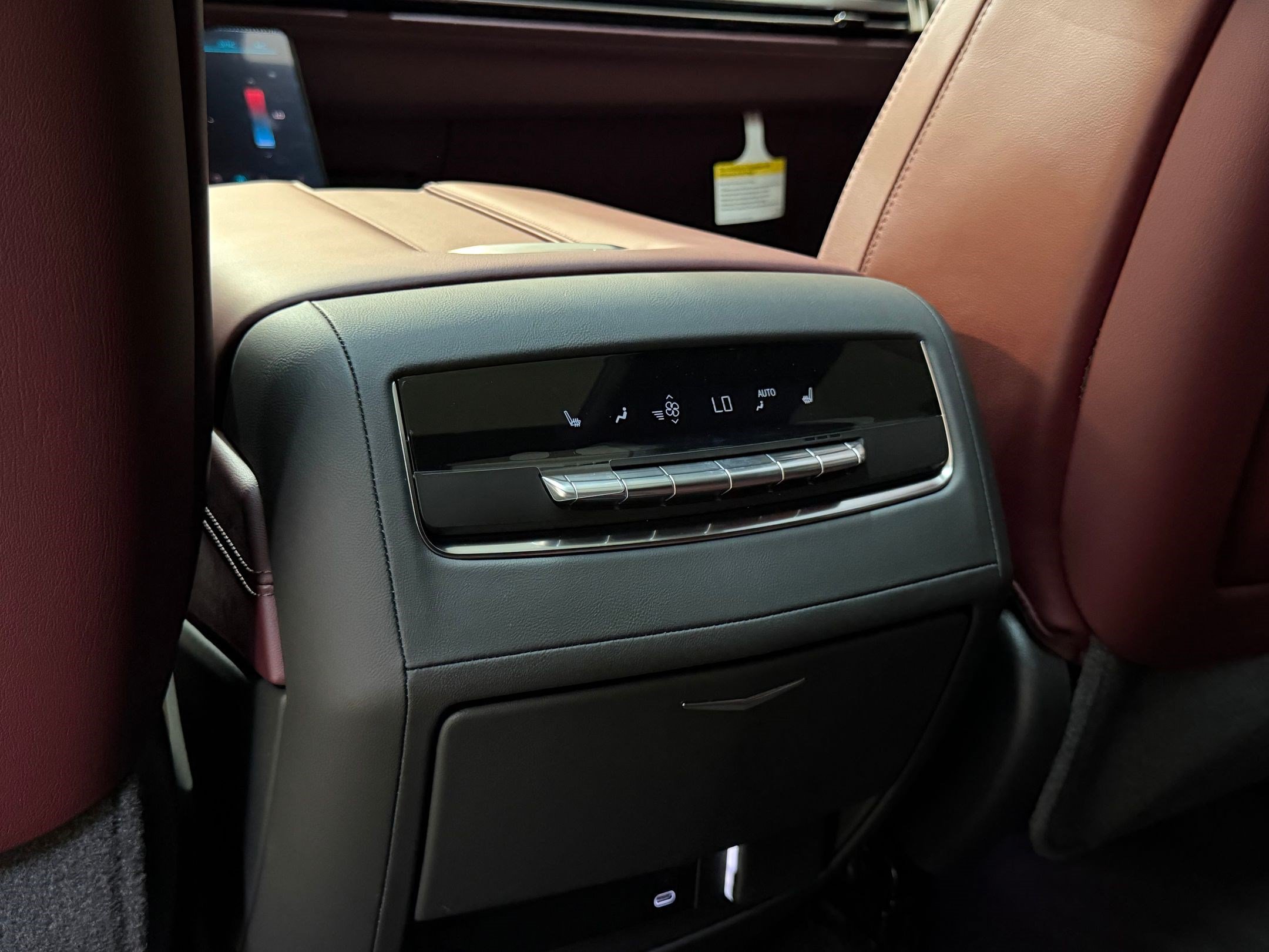 2026 Cadillac Escalade Luxury - Photo 49