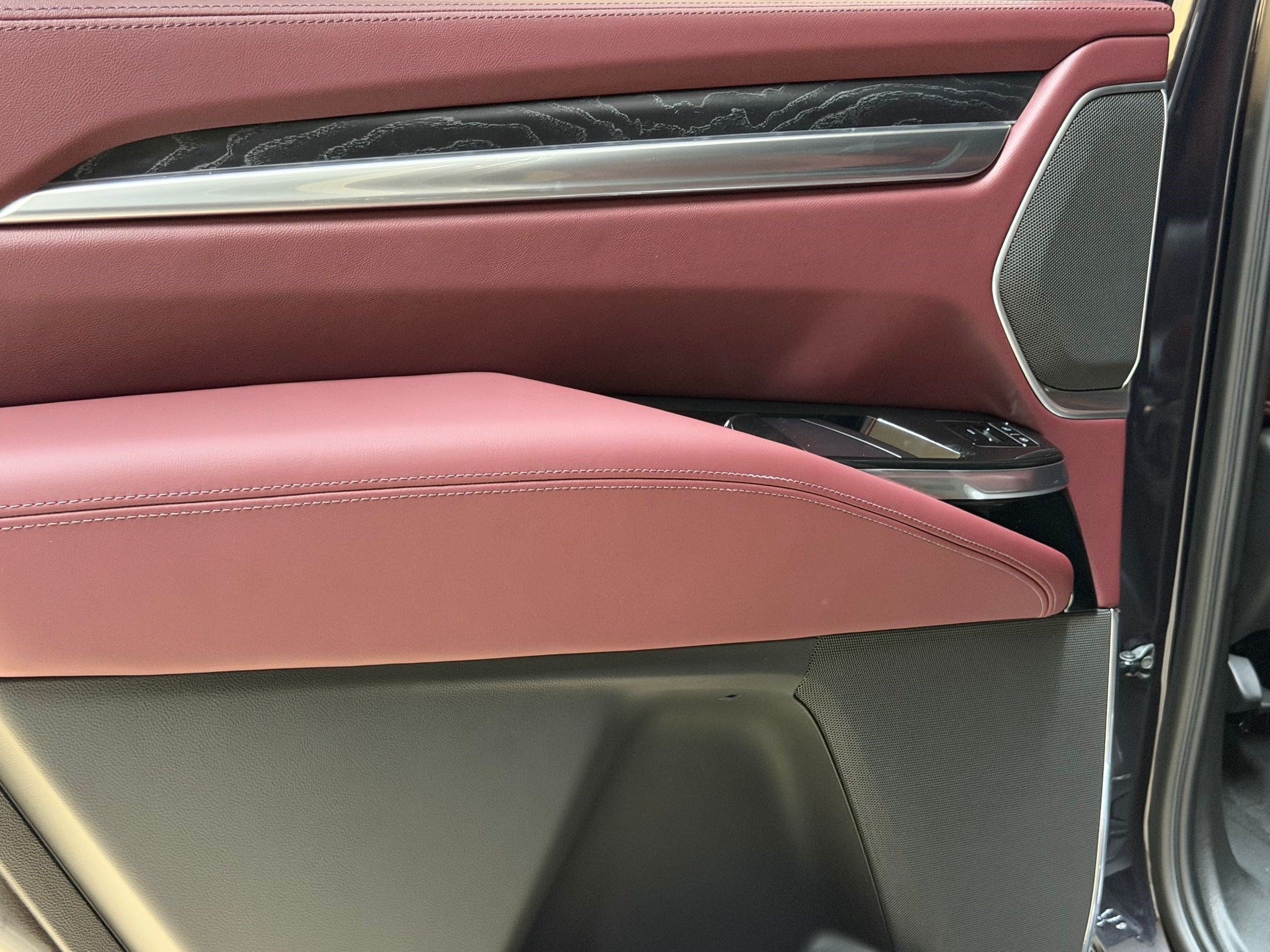 2026 Cadillac Escalade Luxury - Photo 46