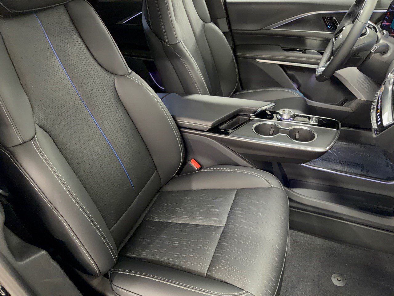 2026 Cadillac LYRIQ V - Photo 30
