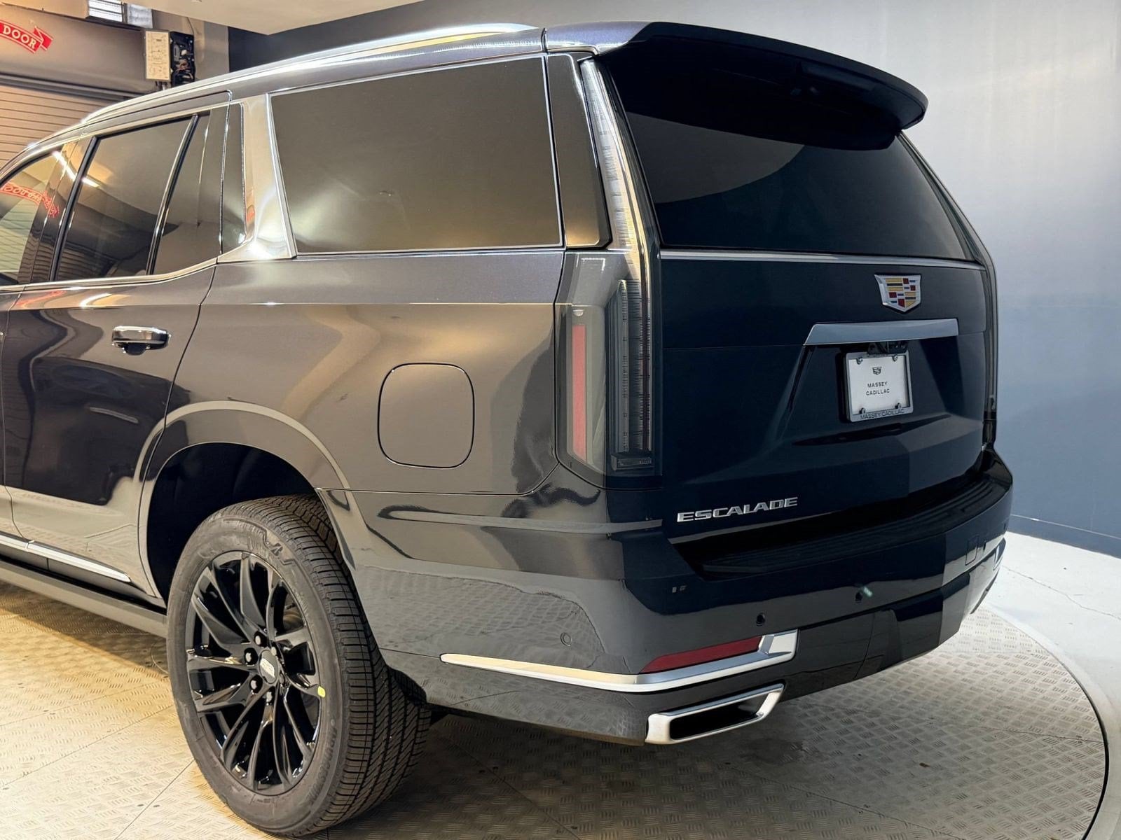 2026 Cadillac Escalade Luxury - Photo 23