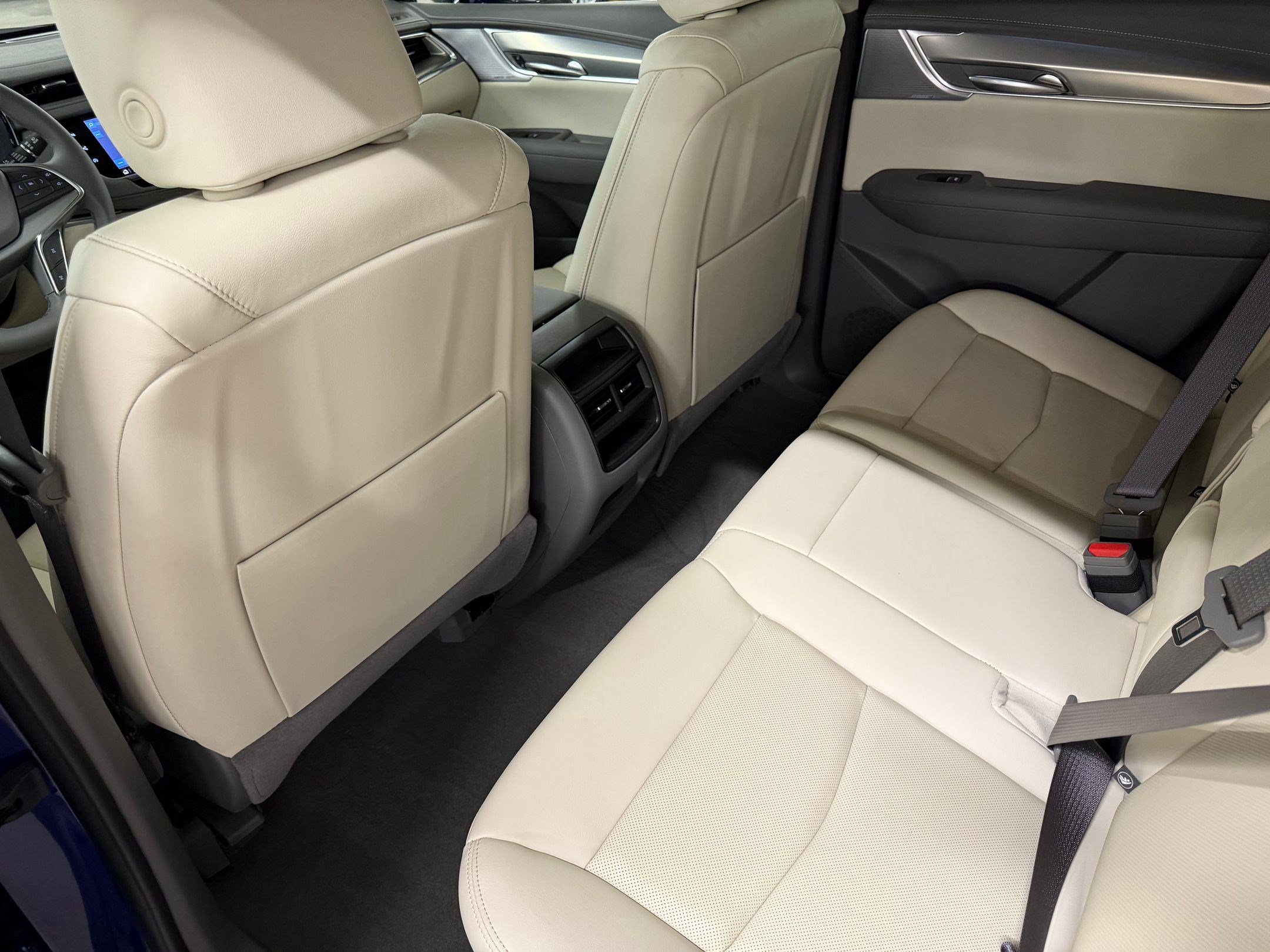 2026 Cadillac XT5 Premium Luxury - Photo 36