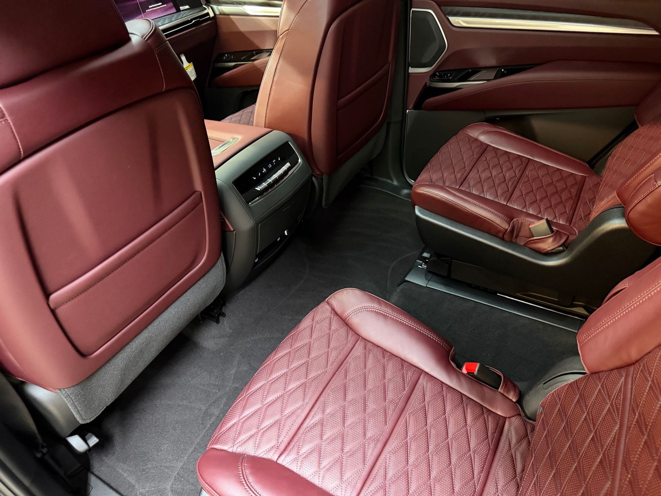 2026 Cadillac Escalade Luxury - Photo 47