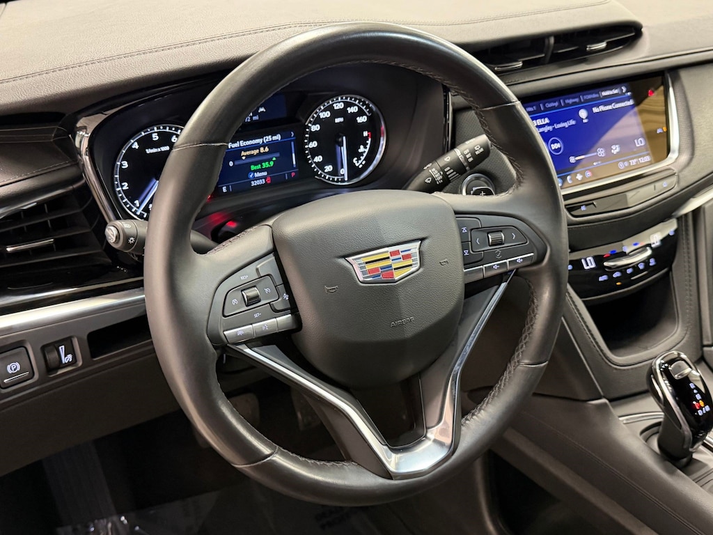 Used 2025 CADILLAC XT6 Luxury SUV