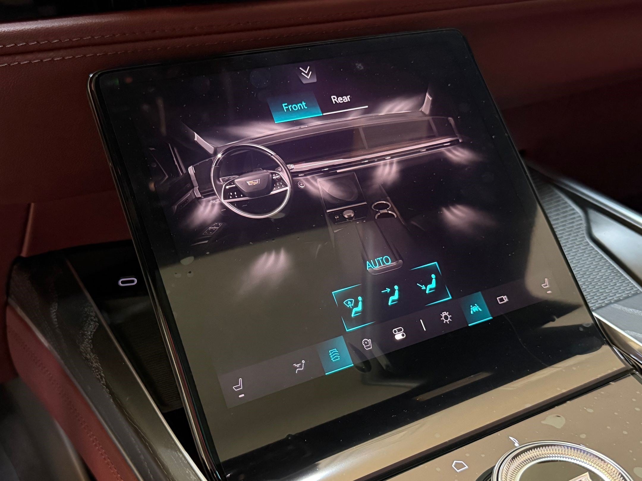 2026 Cadillac Escalade Luxury - Photo 37