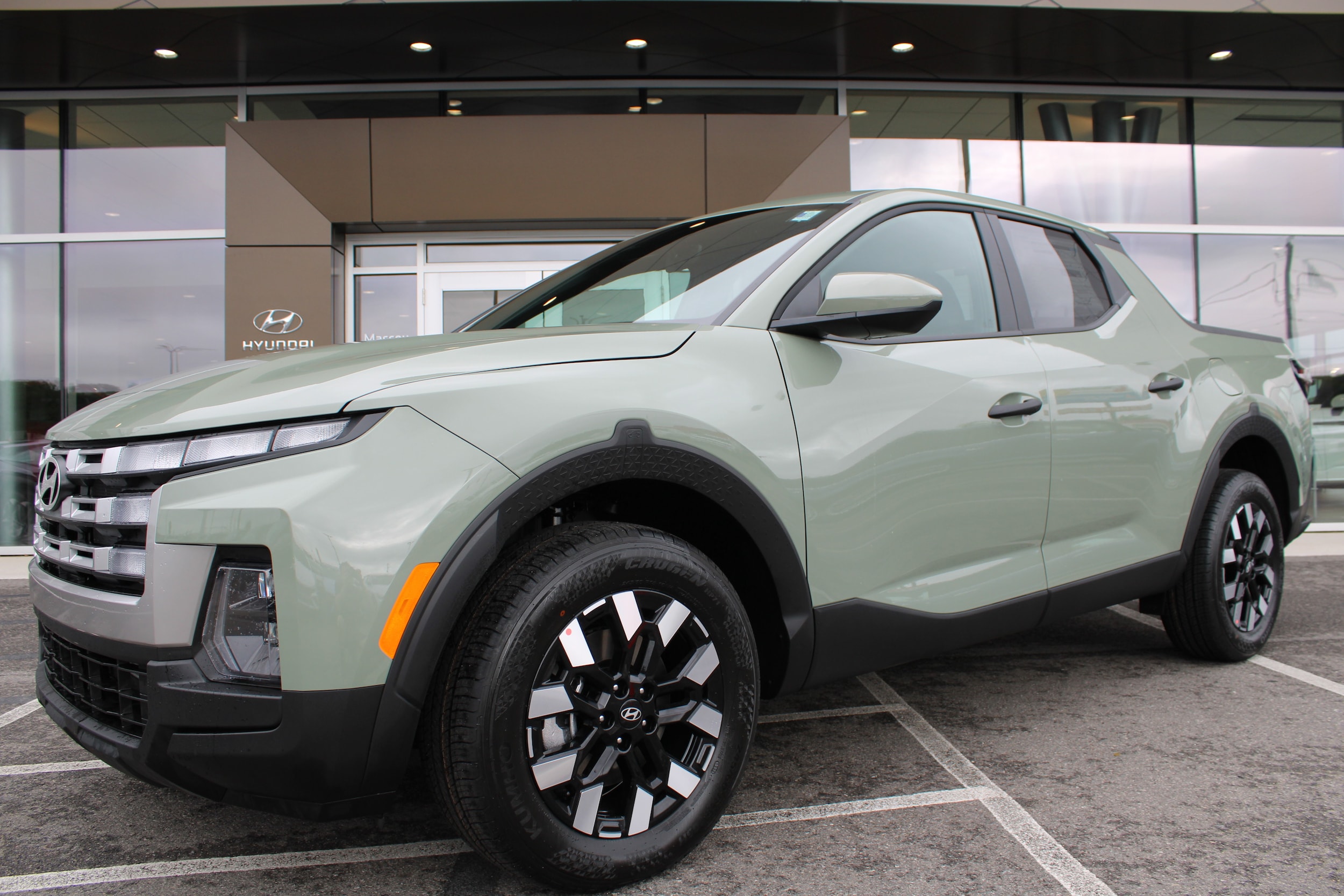 2027 Hyundai Santa Cruz SE
