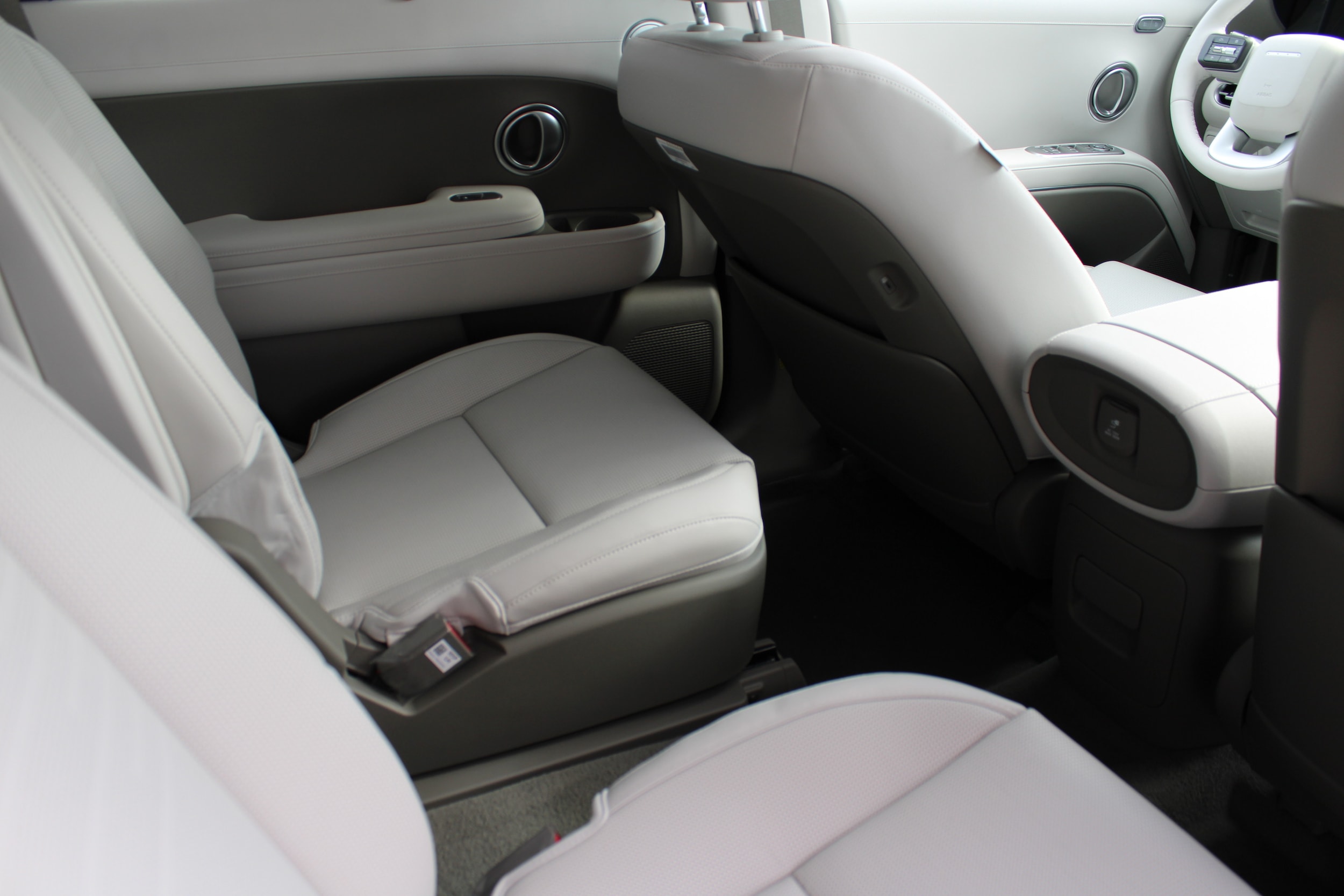 2026 Hyundai Palisade Limited - Photo 15