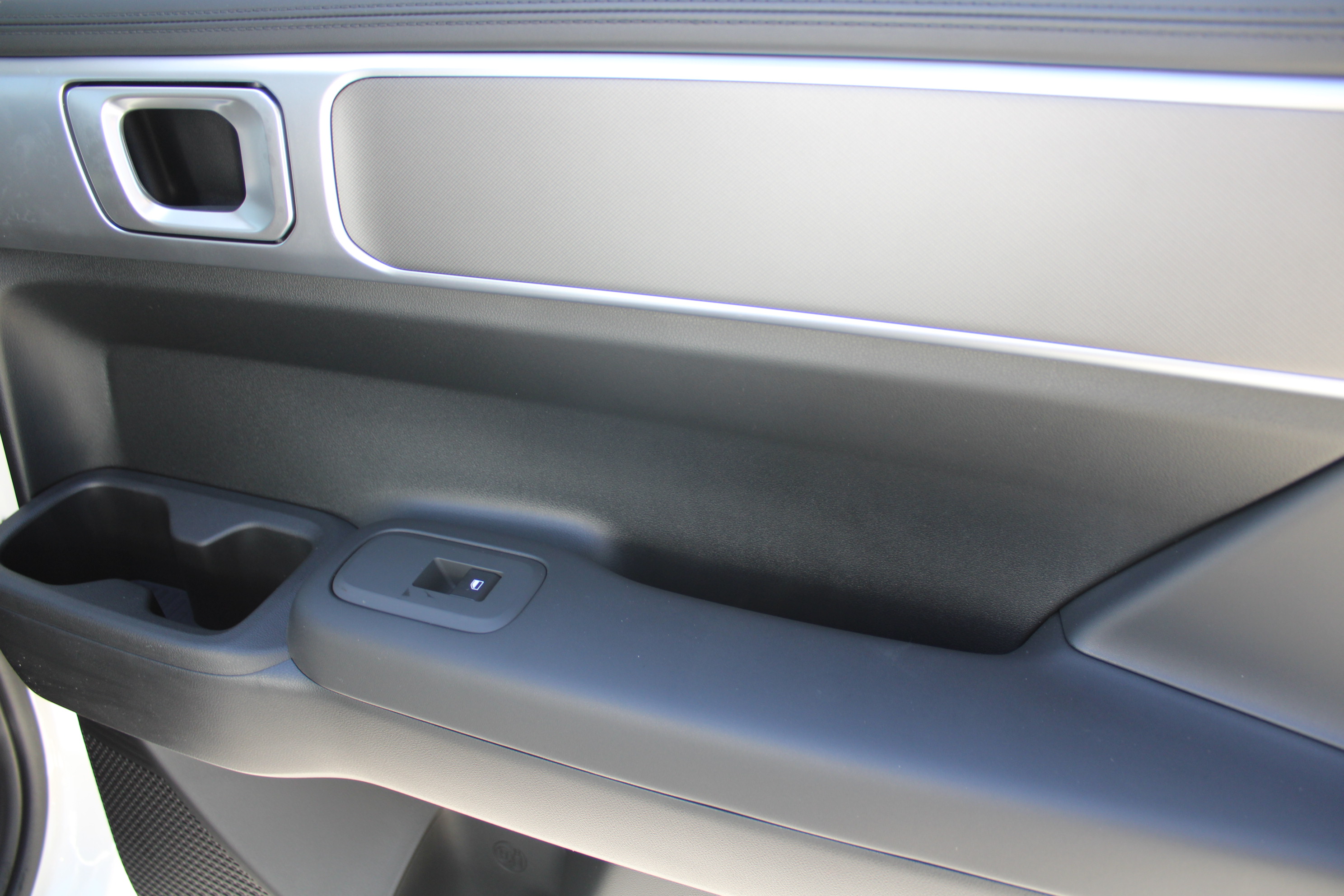 2026 Hyundai Santa Fe SE - Photo 14