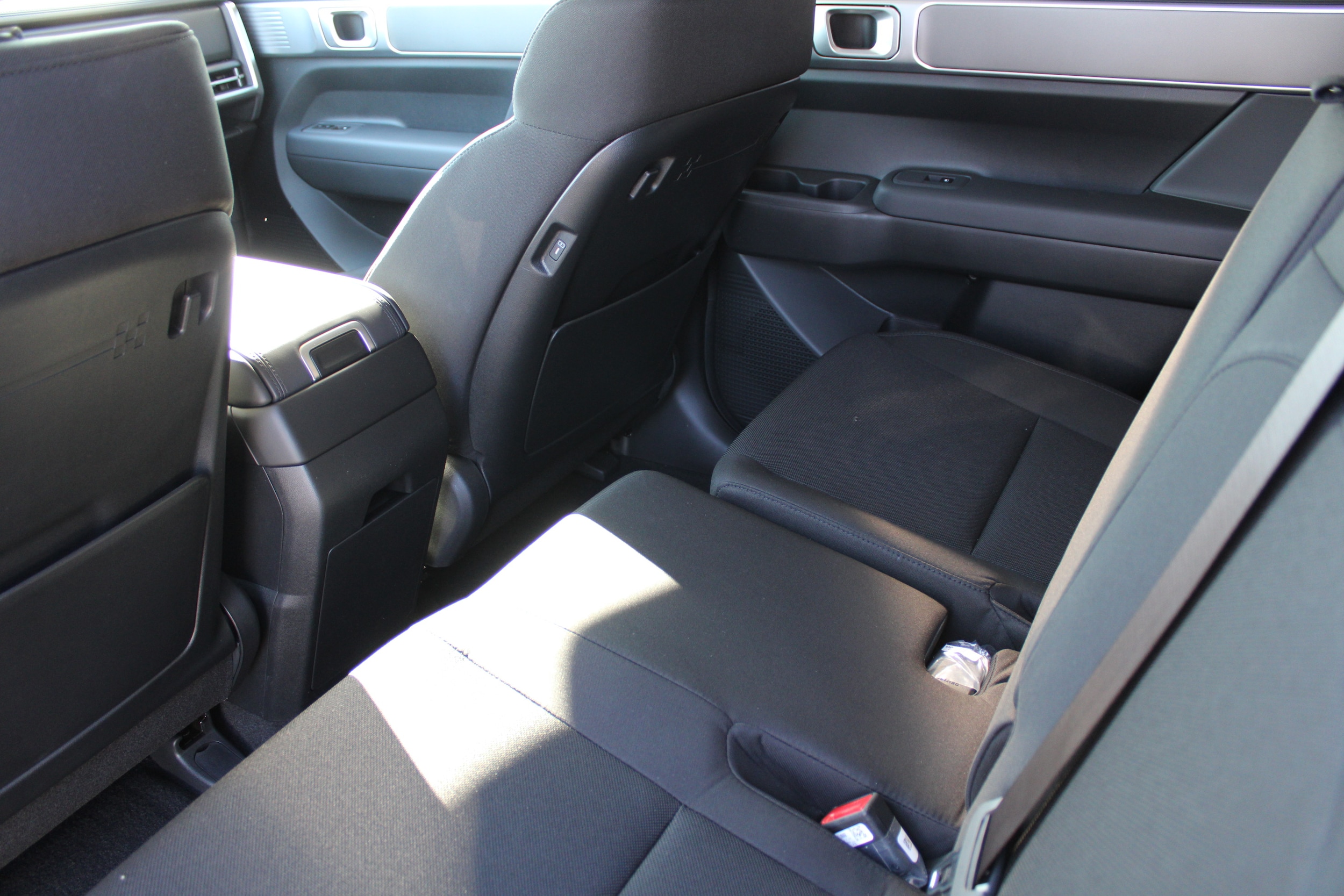2026 Hyundai Santa Fe SE - Photo 12