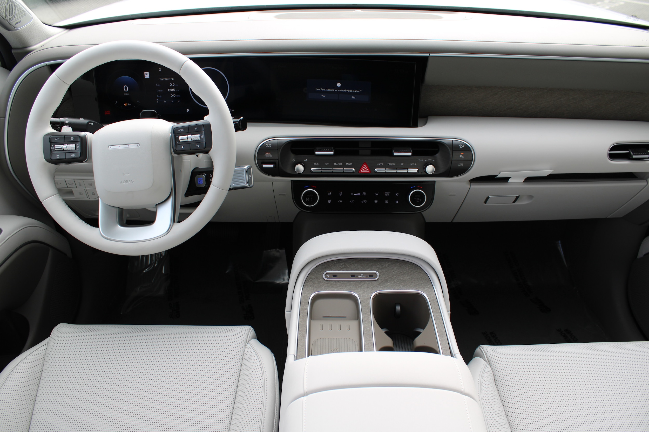2026 Hyundai Palisade Limited - Photo 13