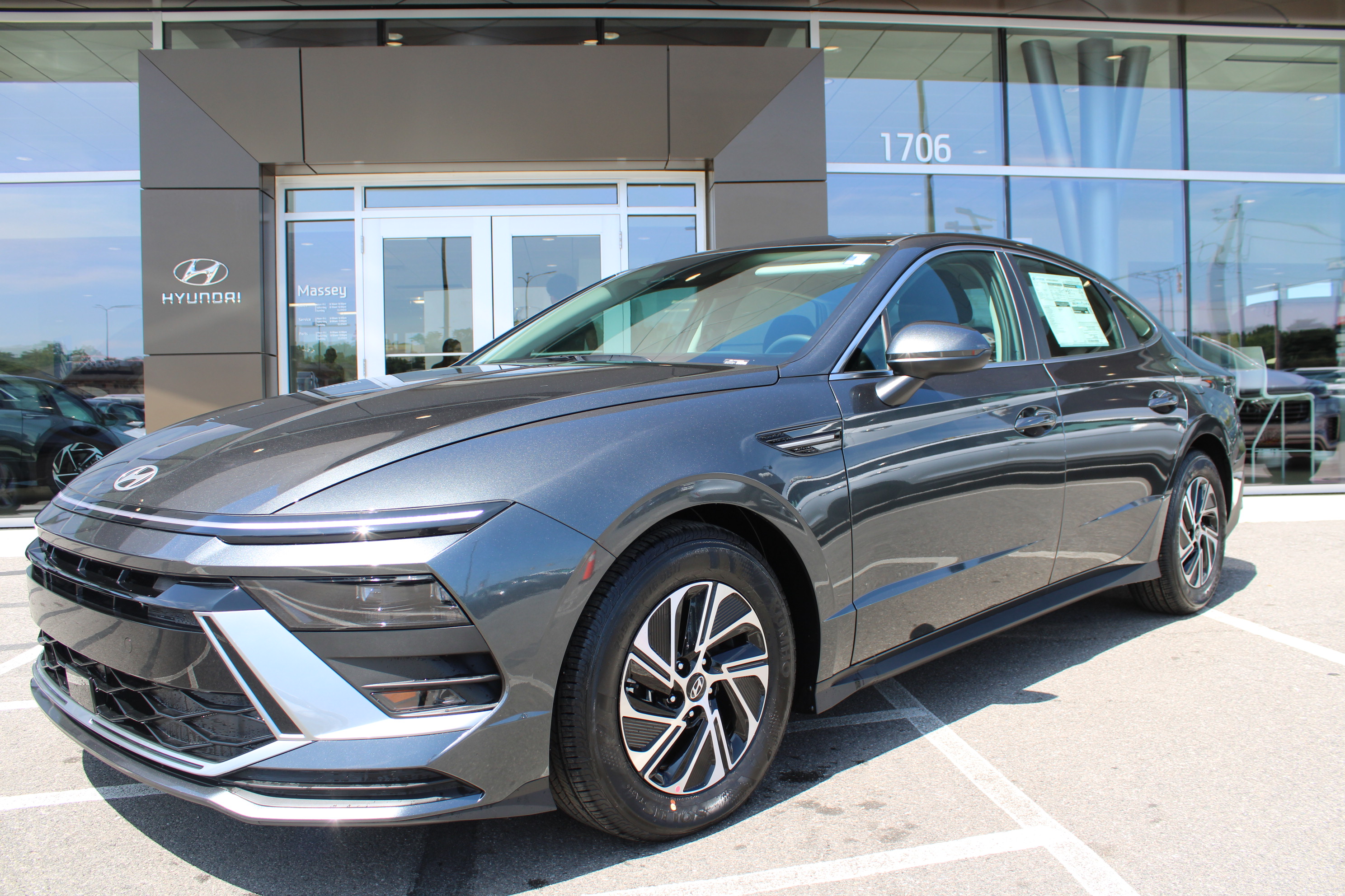 2026 Hyundai Sonata Hybrid Blue Sedan