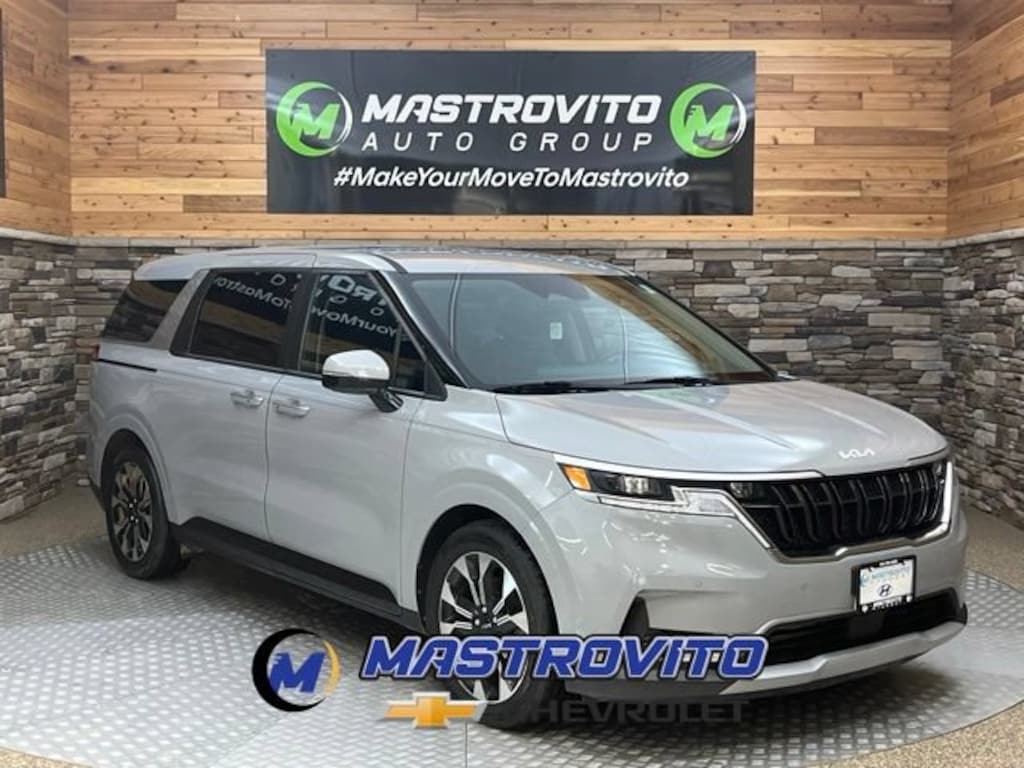 Used 2024 Kia Carnival EX MPV