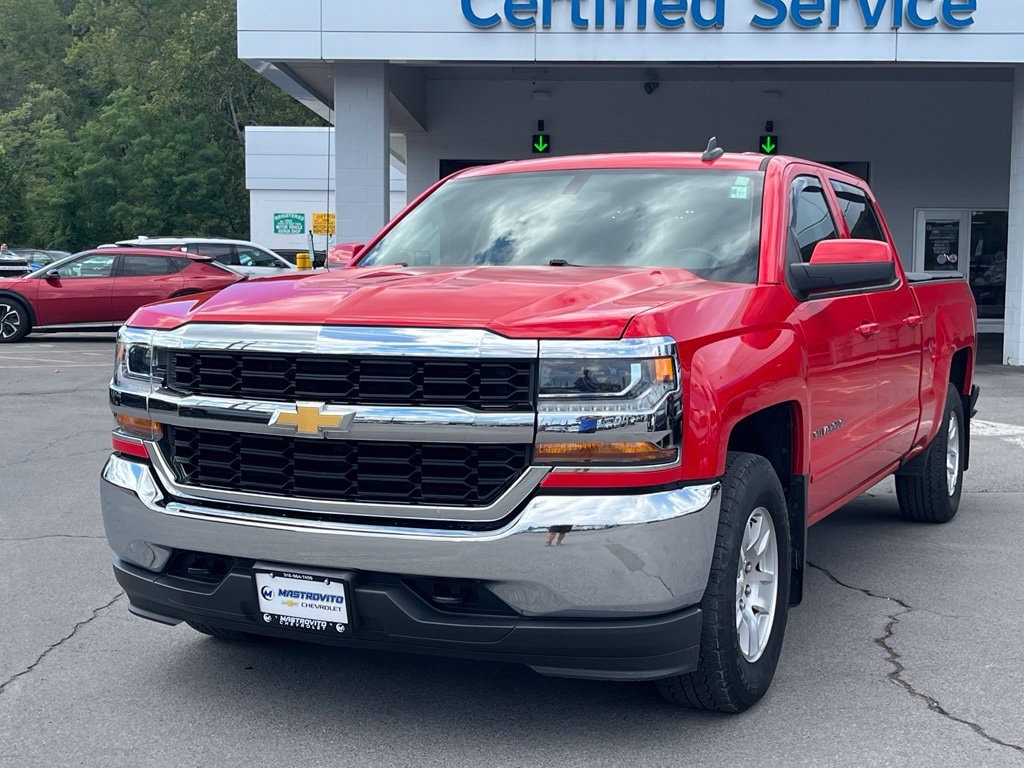 Used 2018 Chevrolet Silverado 1500 LT Truck Crew Cab
