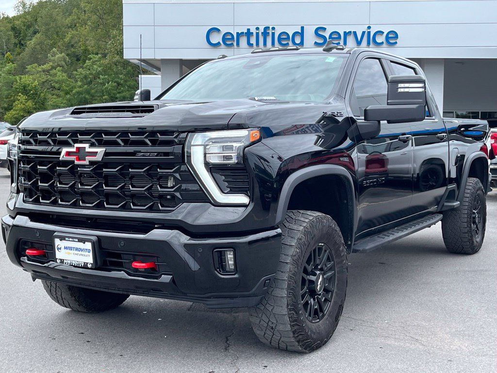 Used 2025 Chevrolet Silverado 2500 HD ZR2 Truck Crew Cab