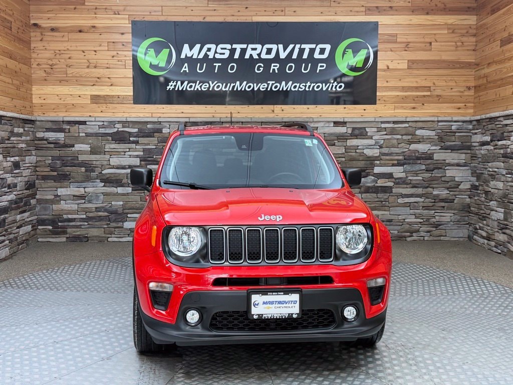 Used 2023 Jeep Renegade Latitude SUV