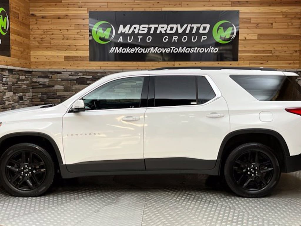 Used 2020 Chevrolet Traverse LT Cloth SUV