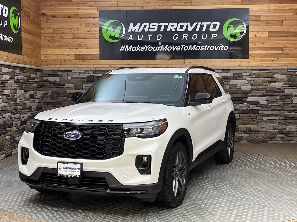 Used 2025 Ford Explorer ST-Line SUV