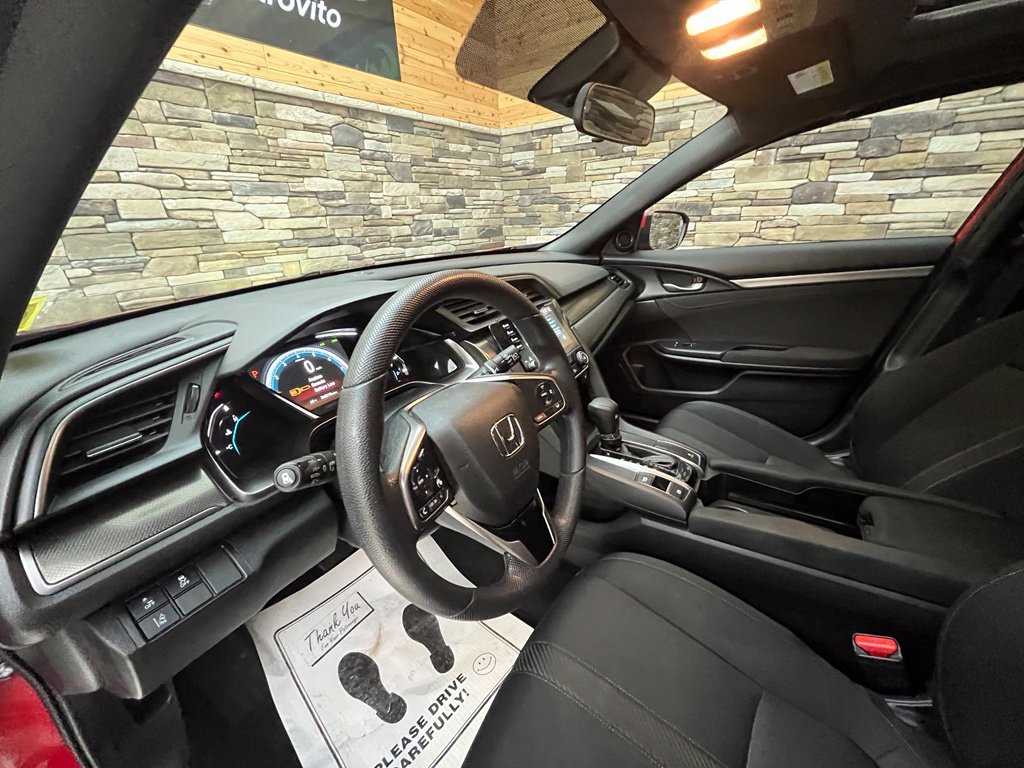 2019 Honda Civic Hatchback EX - Photo 16