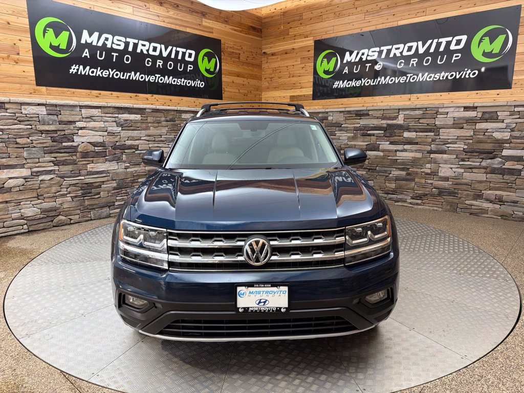 Used 2018 Volkswagen Atlas SE with VIN 1V2KR2CA3JC590160 for sale in New York Mills, NY