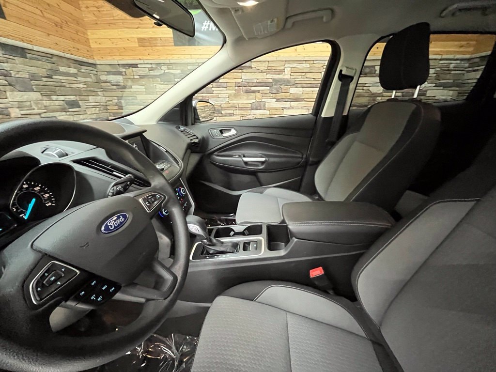 2019 Ford Escape SE - Photo 15