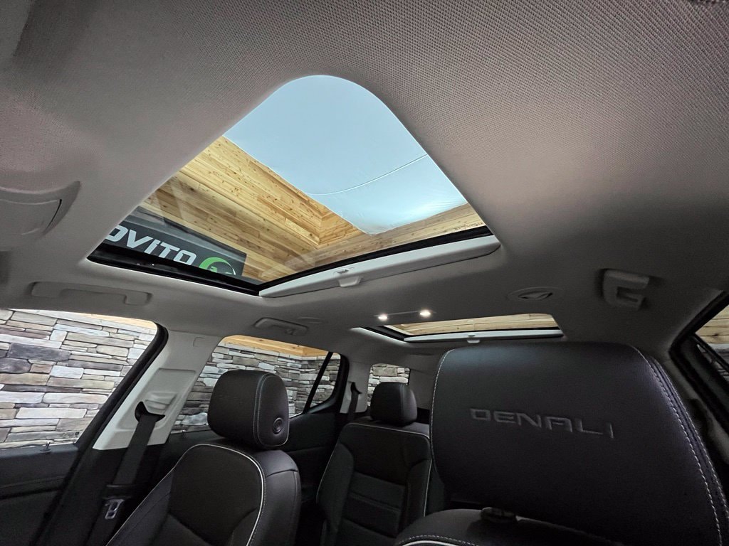 2022 GMC Acadia Denali - Photo 42