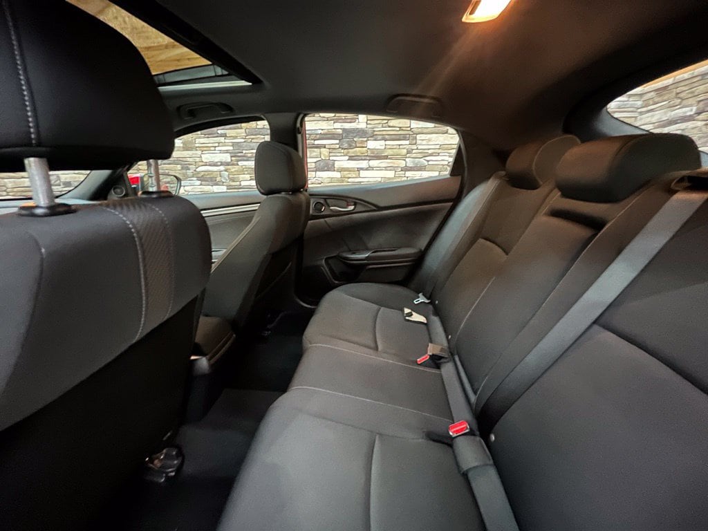 2019 Honda Civic Hatchback EX - Photo 33