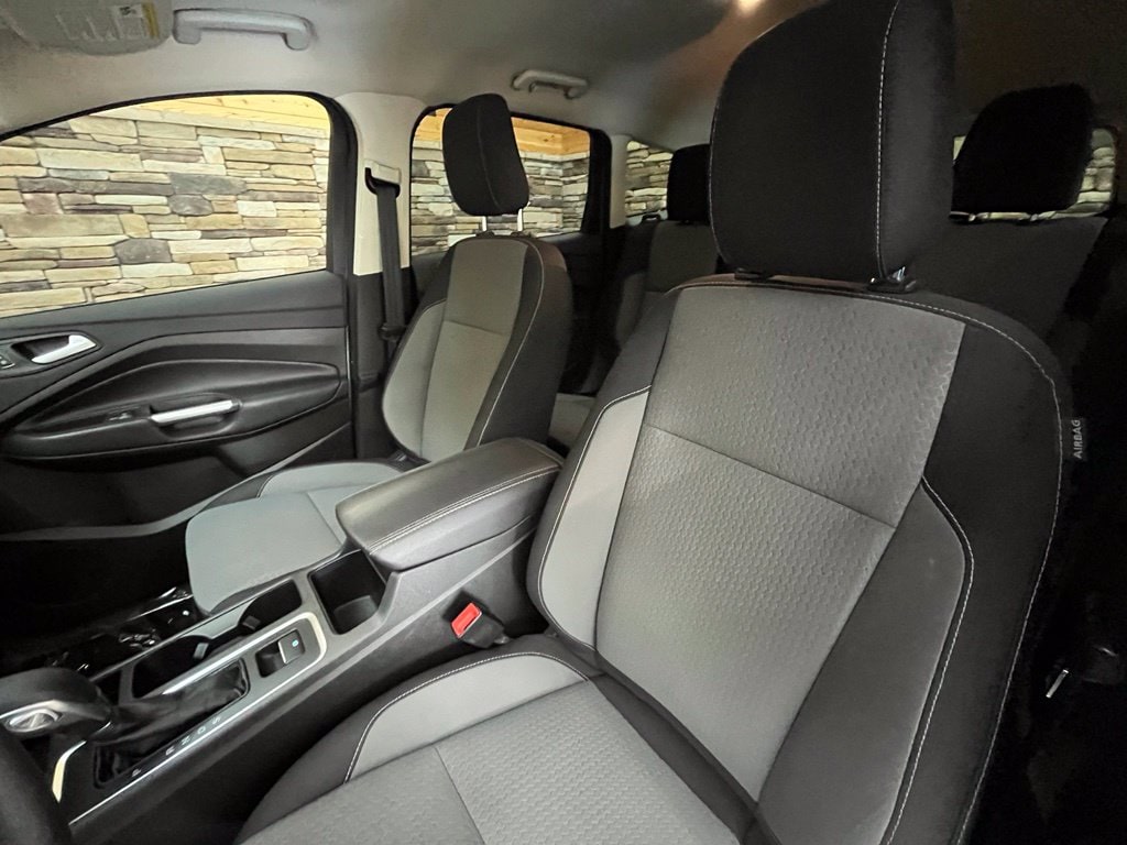 2019 Ford Escape SE - Photo 16