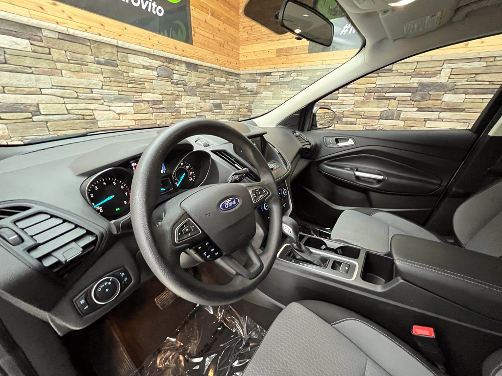 2019 Ford Escape SE - Photo 14