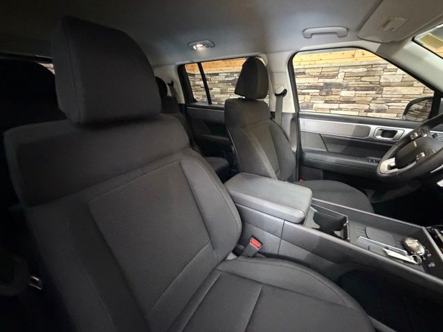 2026 Hyundai Santa Fe SE - Photo 16