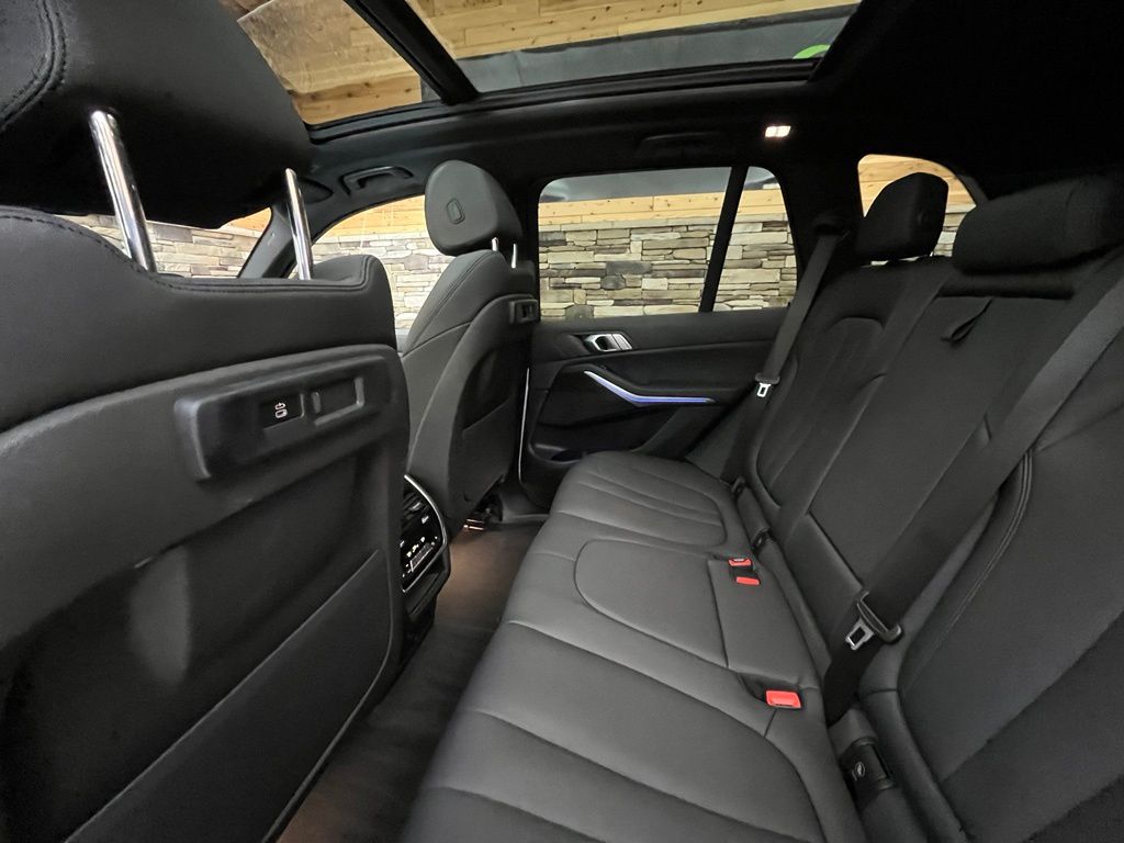 2020 BMW X5 40i - Photo 72