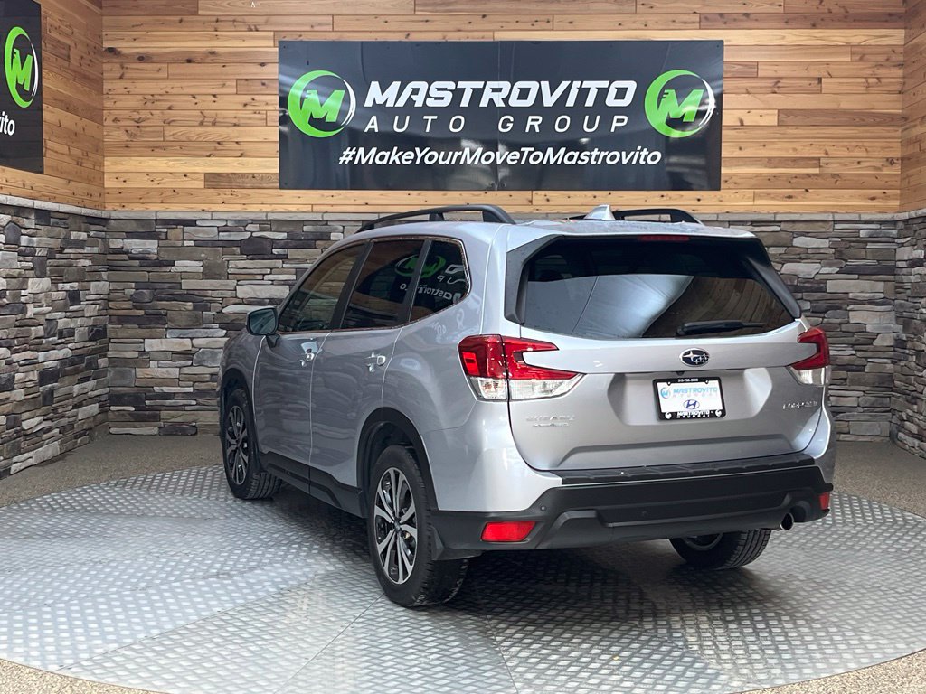 2019 Subaru Forester Limited - Photo 12
