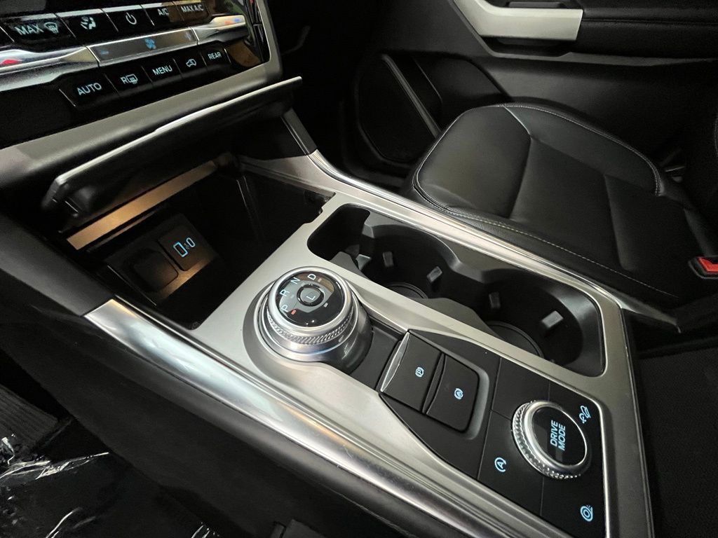 2021 Ford Explorer XLT - Photo 35