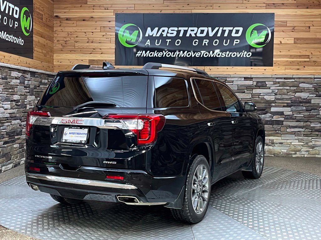 2022 GMC Acadia Denali - Photo 23