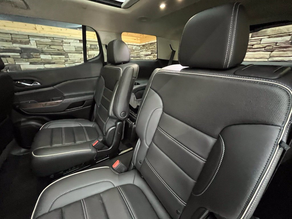 2022 GMC Acadia Denali - Photo 49