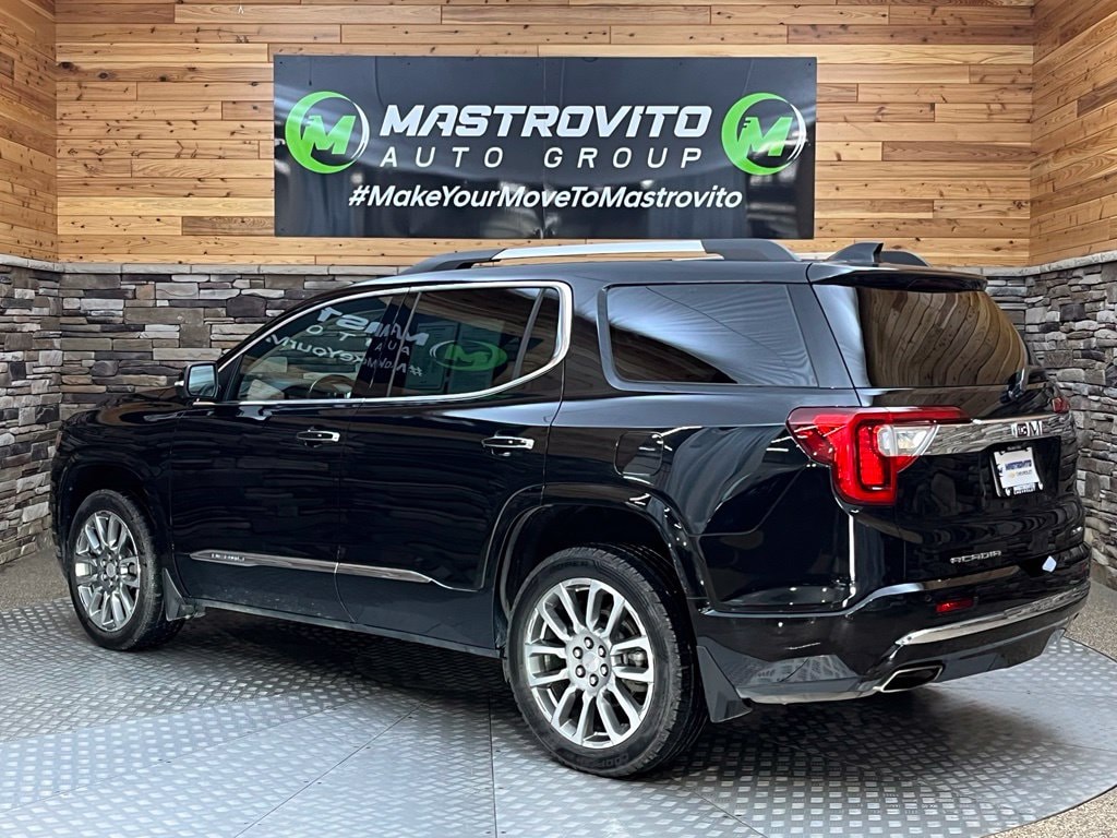 2022 GMC Acadia Denali - Photo 17