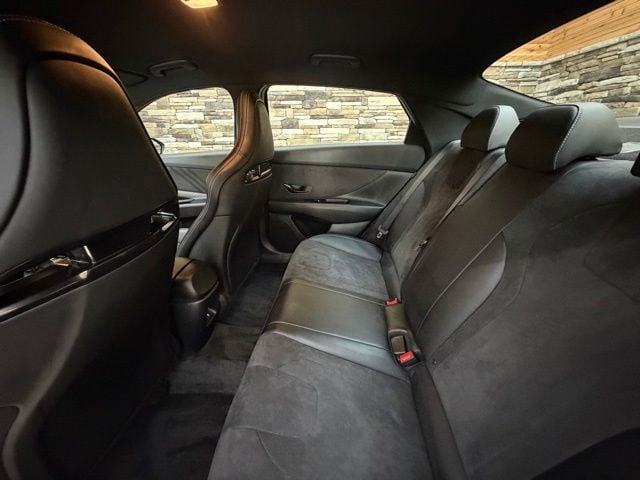 2025 Hyundai Elantra N - Photo 29
