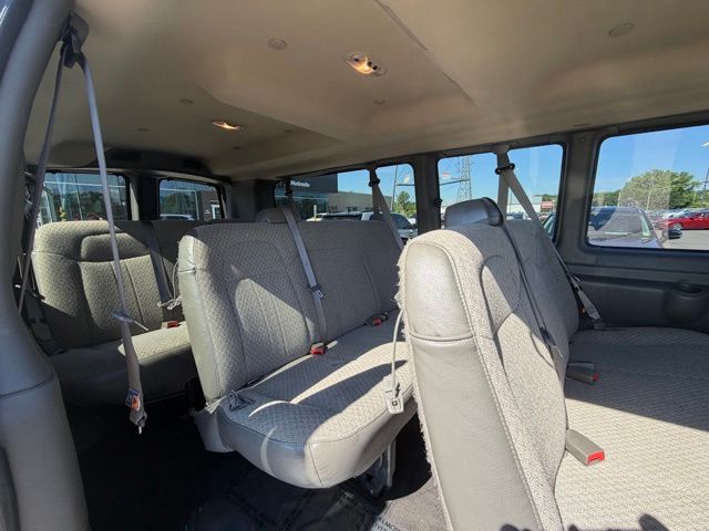 2025 Chevrolet Express Passenger LT - Photo 25