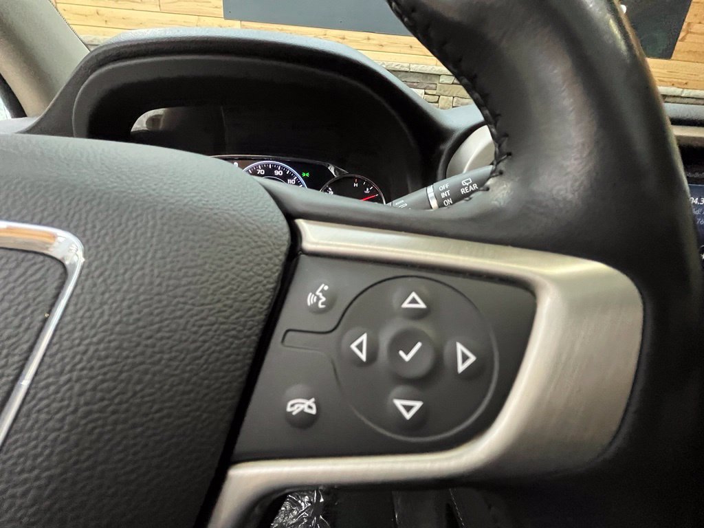 2022 GMC Acadia Denali - Photo 40