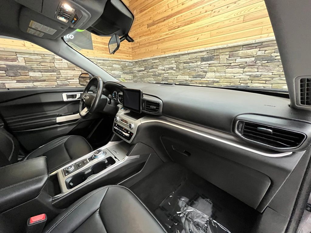 2021 Ford Explorer XLT - Photo 28