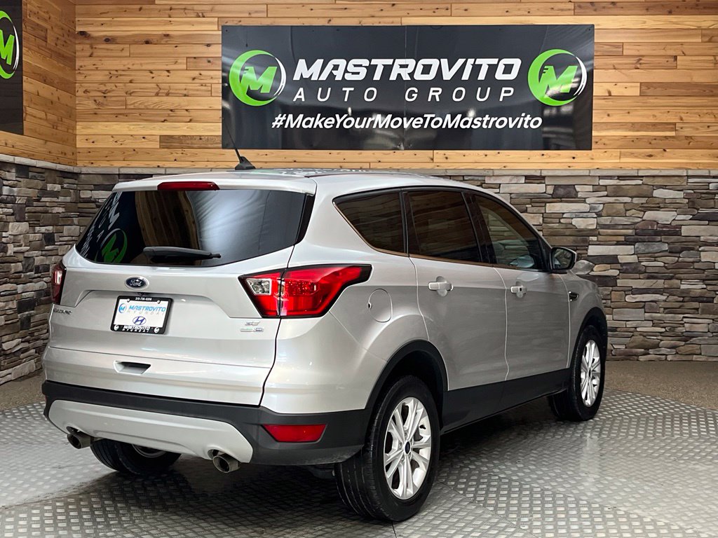 2019 Ford Escape SE - Photo 13