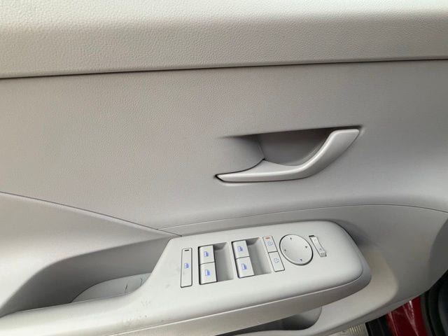 2024 Hyundai Kona SEL - Photo 28
