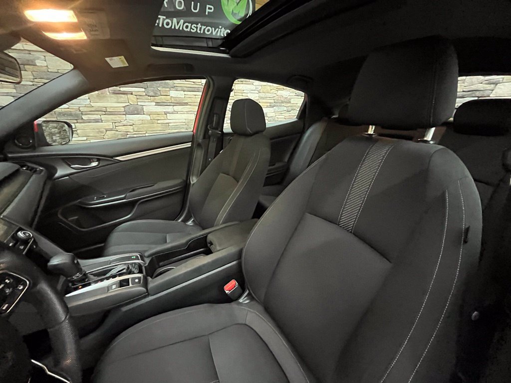 2019 Honda Civic Hatchback EX - Photo 18