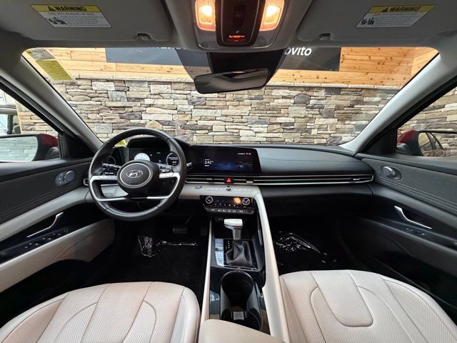 2023 Hyundai Elantra Limited - Photo 19