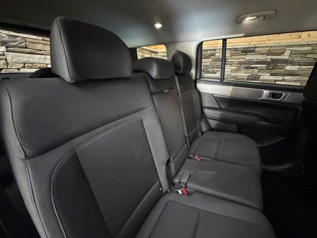 2026 Hyundai Santa Fe SE - Photo 34