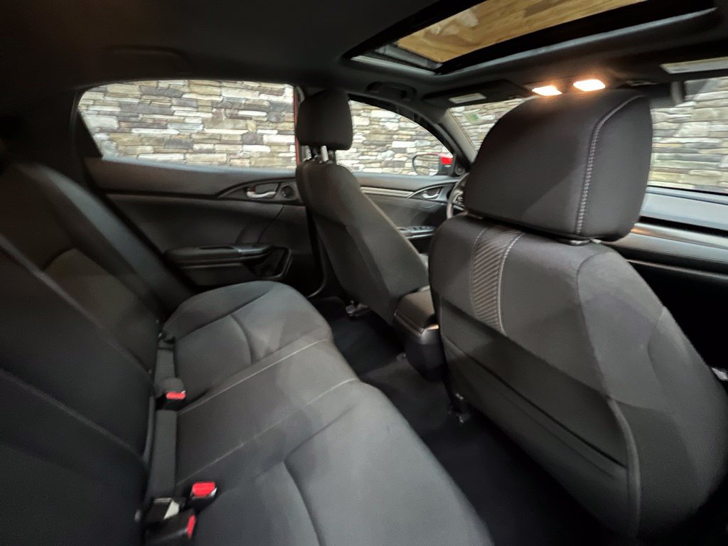 2019 Honda Civic Hatchback EX - Photo 35
