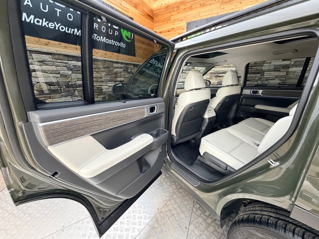 2024 Hyundai Santa Fe Limited - Photo 32