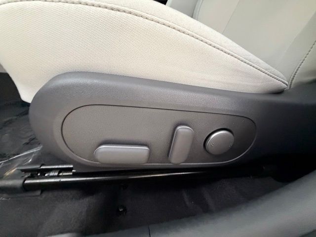2024 Hyundai Kona SEL - Photo 27