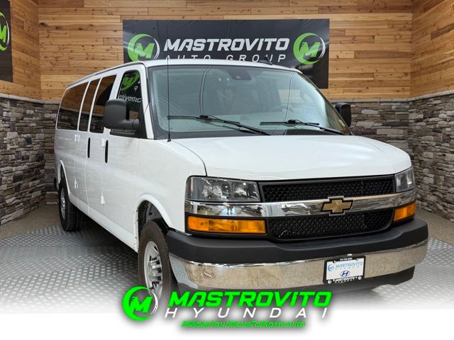 2025 Chevrolet Express Passenger