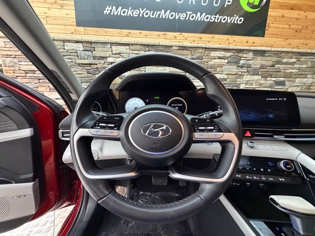 2023 Hyundai Elantra Limited - Photo 21